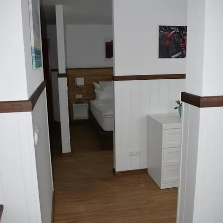 Direkt Am Neckar Aparthotel Bad Friedrichshall